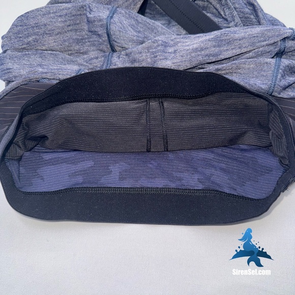 1139 lululemon Run For Gold Tank - Size 6 - Heathered Deep Navy - Picture 8 of 15